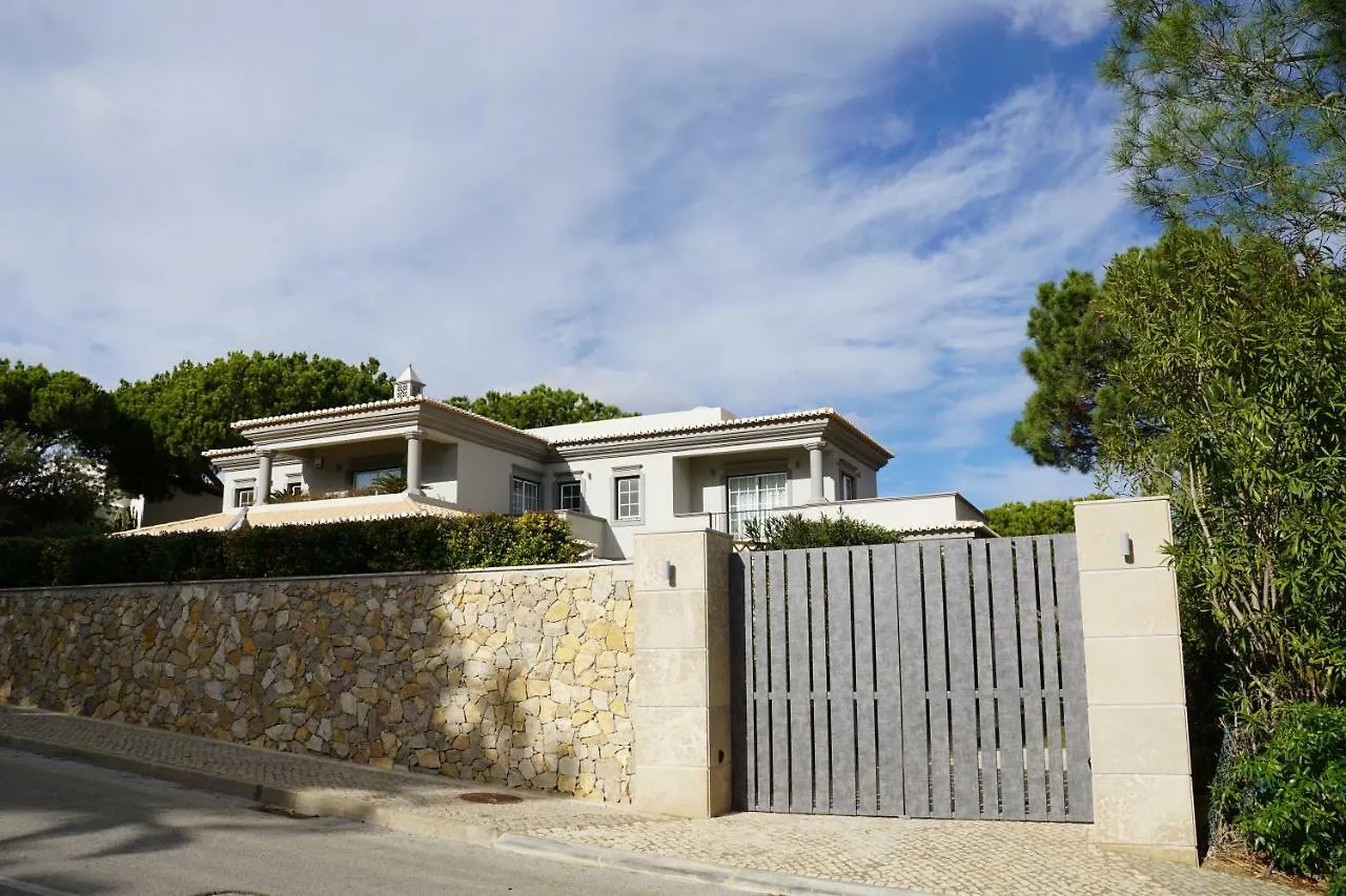 Charming Exceptional Golf Villa In Algarve Faro